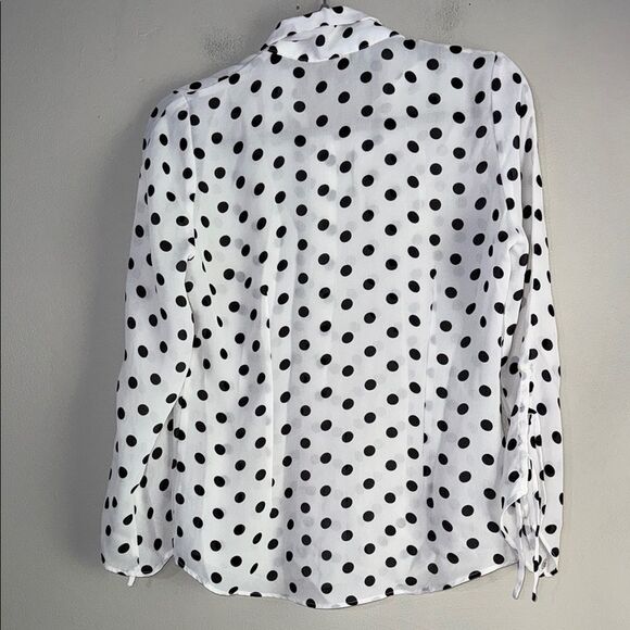 White and Black Long Sleeve Button Down Shirt - Picture 9 of 9